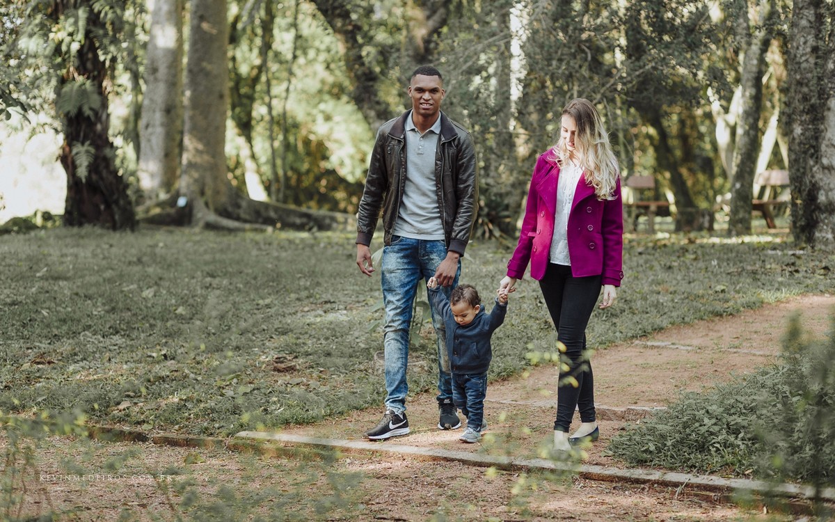 Ensaio externo fam&iacute;lia da Thaisa, Samuel e Th&eacute;o no jardim bot&acirc;nico por Kevin Medeiros Fotografia, fot&oacute;grafo de Canoas, Porto Alegre e regi&atilde;o metropolitana RS