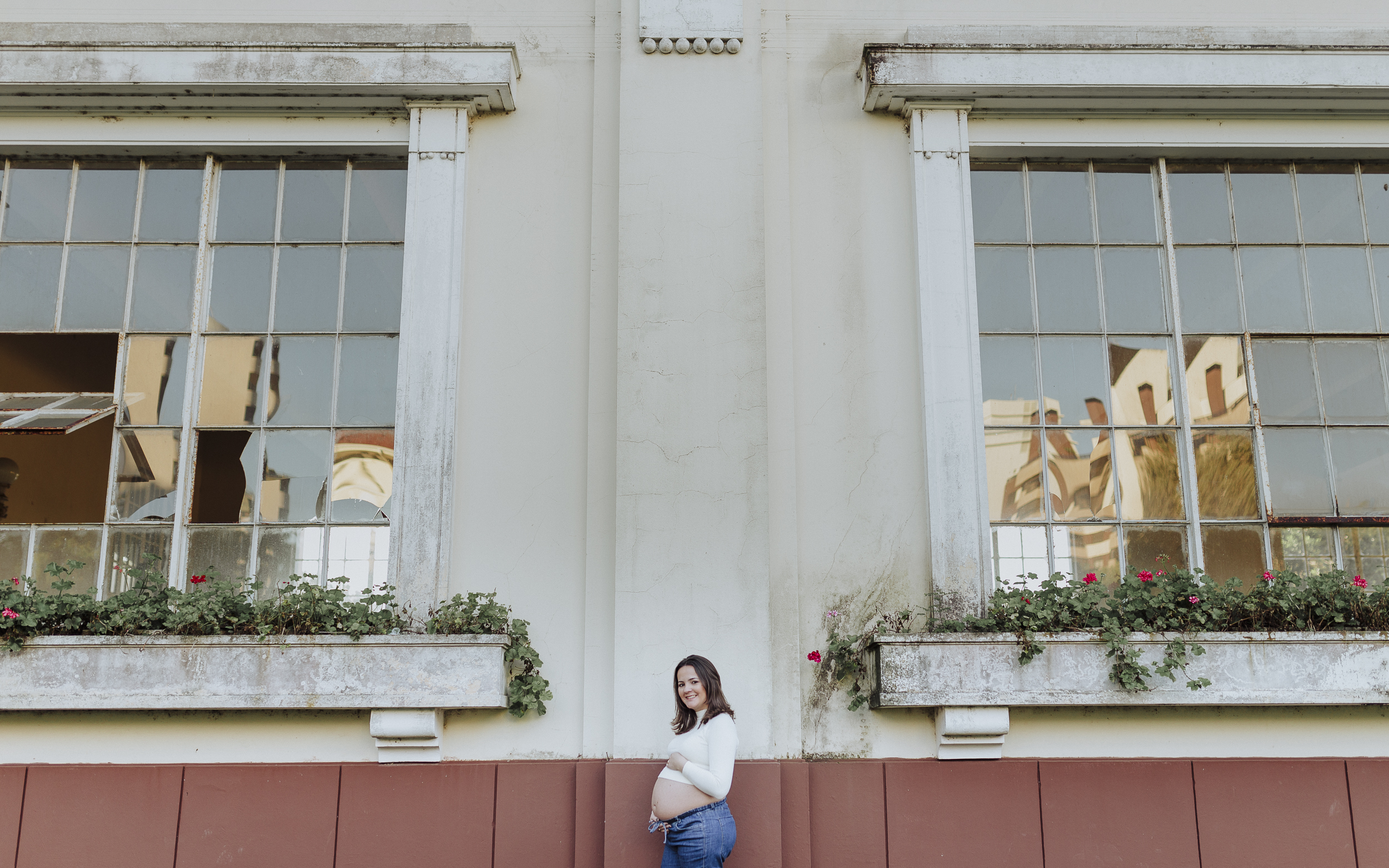 Ensaio book gestante à espera de Lucas realizado na praça dmae em porto alegre por kevin medeiros fotógrafo de canoas e região metropolitana rs
