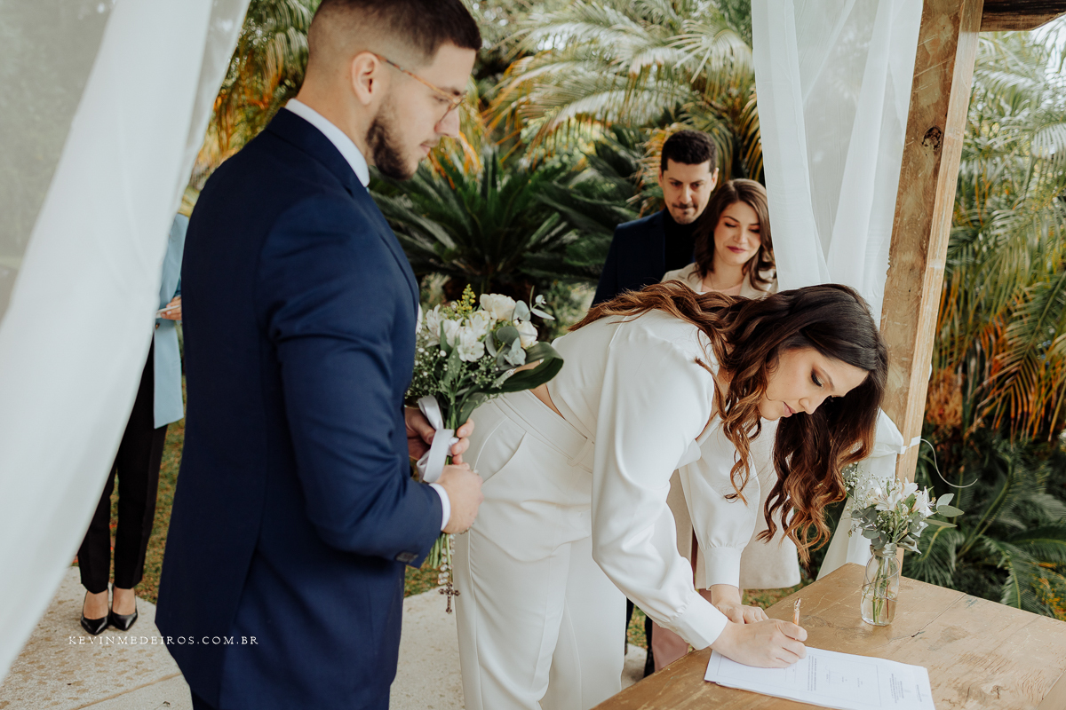 Mini casamento intimista familiar Mariana e Giovani em Gramado Canela serra gaúcha por Kevin Medeiros fotógrafo canoas porto alegre rs