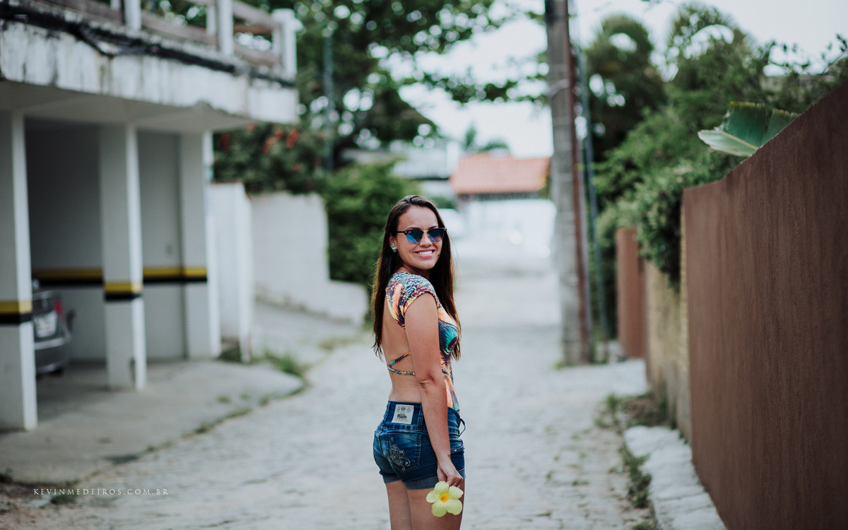Ensaio feminino externo realizado em Bombinhas SC com Morgana Almeida por Kevin Medeiros fotógrafo de Canoas, Porto Alegre e região RS