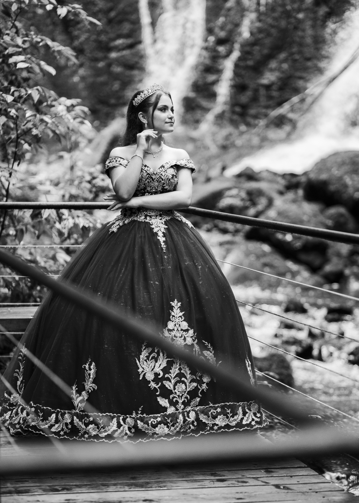 Ensaio externo debutante 15 anos quinze anos Julia realizado no garden park gramado por kevin medeiros fotógrafo fotografia canoas porto alegre rs vestido cinders