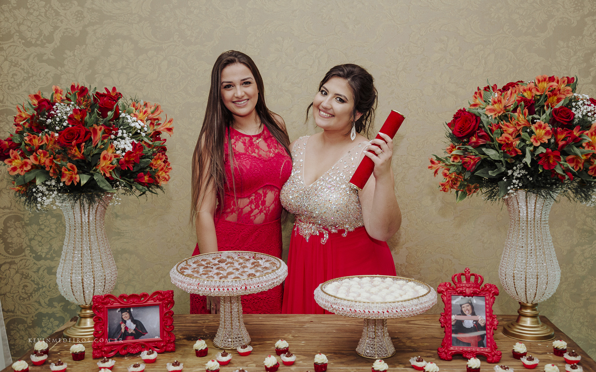 Festa de formatura da Jennifer Nicoli, formanda de Direito pela UniRitter Canoas, realizada na casa de festas Gran Fiesta por Kevin Medeiros fotógrafo de Canoas, Porto Alegre e região metropolitana RS