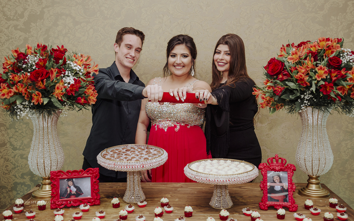 Festa de formatura da Jennifer Nicoli, formanda de Direito pela UniRitter Canoas, realizada na casa de festas Gran Fiesta por Kevin Medeiros fotógrafo de Canoas, Porto Alegre e região metropolitana RS