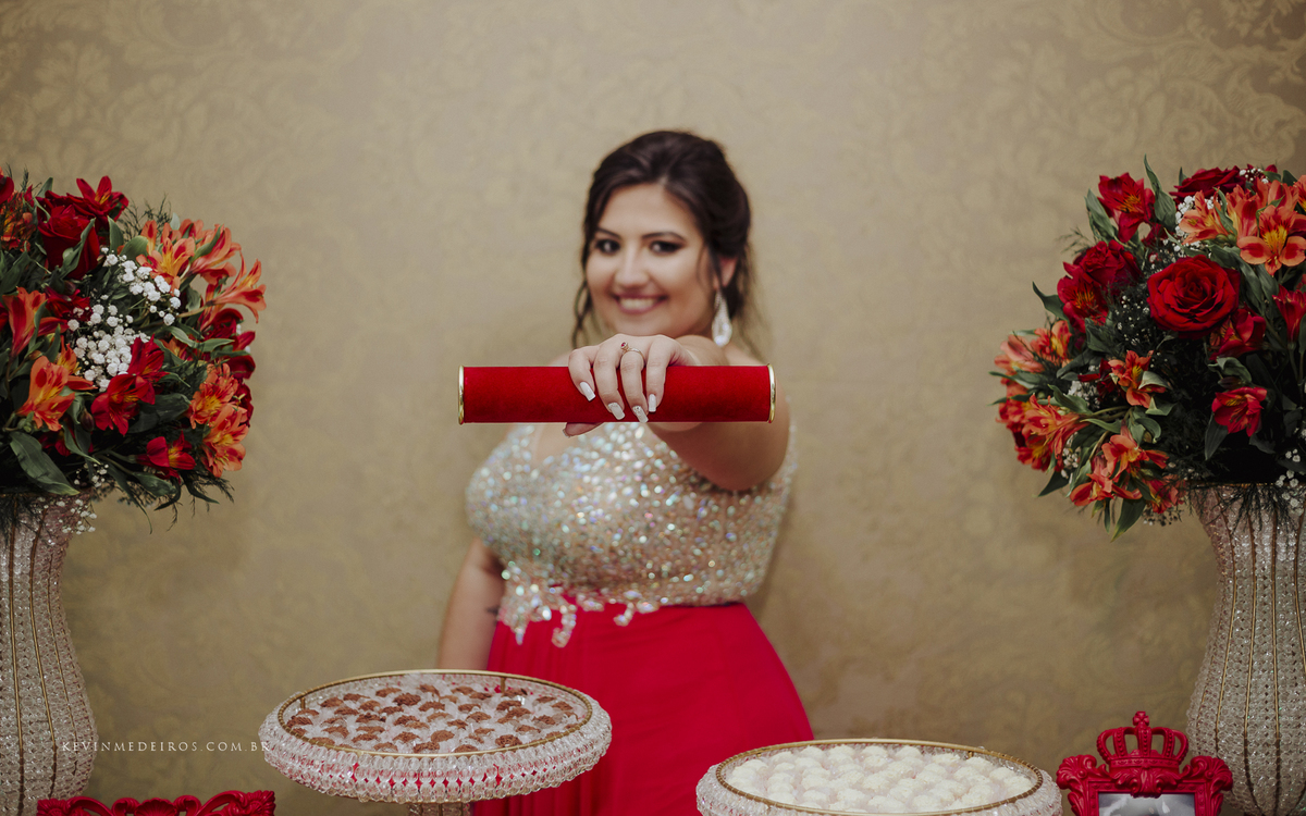 Festa de formatura da Jennifer Nicoli, formanda de Direito pela UniRitter Canoas, realizada na casa de festas Gran Fiesta por Kevin Medeiros fotógrafo de Canoas, Porto Alegre e região metropolitana RS