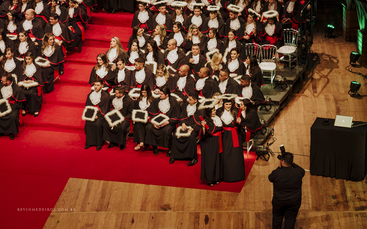 Colação de formatura da Jennifer Nicoli, formanda de Direito pela UniRitter Canoas, realizada no centro de evento Fiergs por Kevin Medeiros fotógrafo de Canoas, Porto Alegre e região metropolitana RS