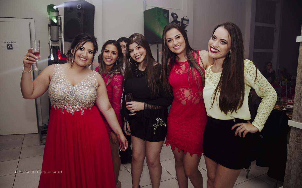 Festa de formatura da Jennifer Nicoli, formanda de Direito pela UniRitter Canoas, realizada na casa de festas Gran Fiesta por Kevin Medeiros fotógrafo de Canoas, Porto Alegre e região metropolitana RS