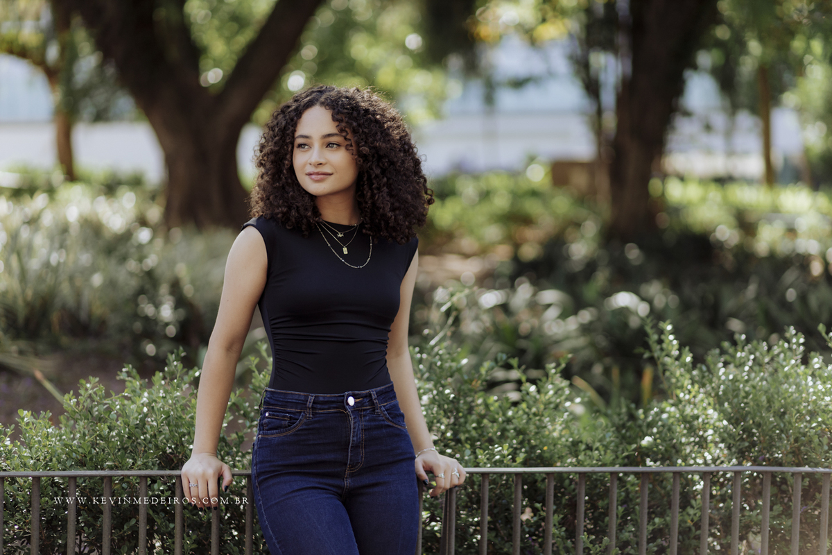 Ensaio debutante 15 anos Larissa na praça ma matriz em porto alegre por Kevin medeiros fotógrafo de canoas rs