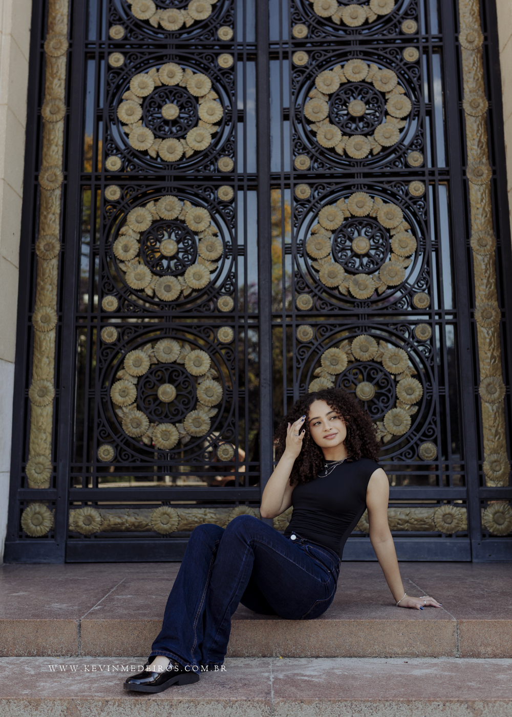 Ensaio debutante 15 anos Larissa na praça ma matriz em porto alegre por Kevin medeiros fotógrafo de canoas rs