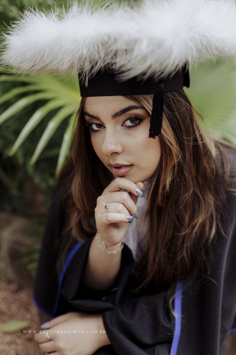 Ensaio de formatura prova de toga Duda, formanda em Tecnologia em Logística pelo IFRS, por kevin medeiros fotografo em canoas, porto alegre e rs