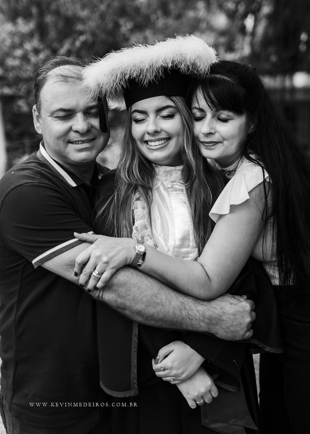 Ensaio de formatura prova de toga Duda, formanda em Tecnologia em Logística pelo IFRS, por kevin medeiros fotografo em canoas, porto alegre e rs