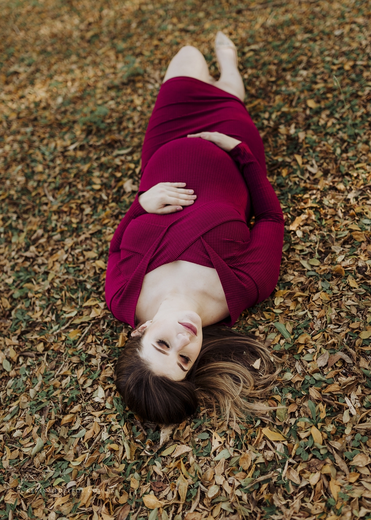 Ensaio book gestante gravidez da Deizi Conrad realizado em Bento Gonçalves serra gaúcha na vinícola Wine Garden Miolo por Kevin Medeiros fotógrafo de Canoas, Porto Alegre