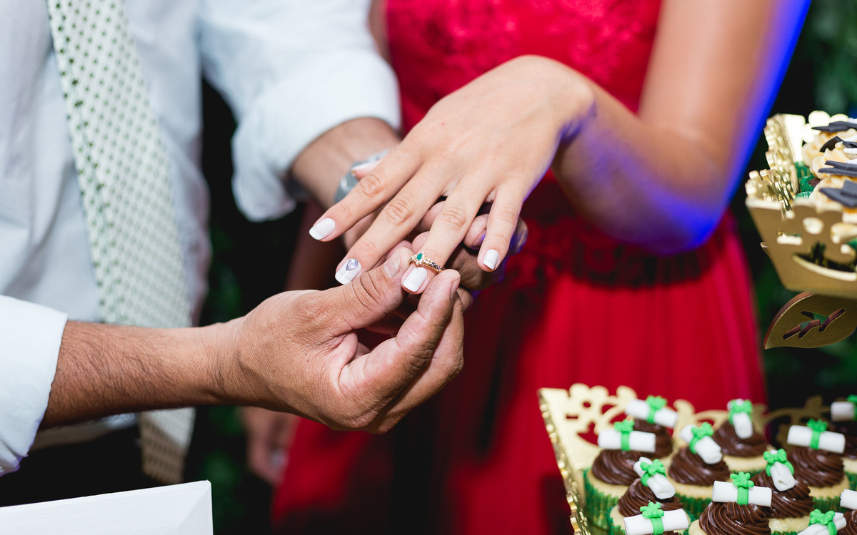 Festa / Recepção de Formatura da Thainá Garbino em Biomedicina UFRGS realizado em Canoas por Kevin Medeiros Fotografia
