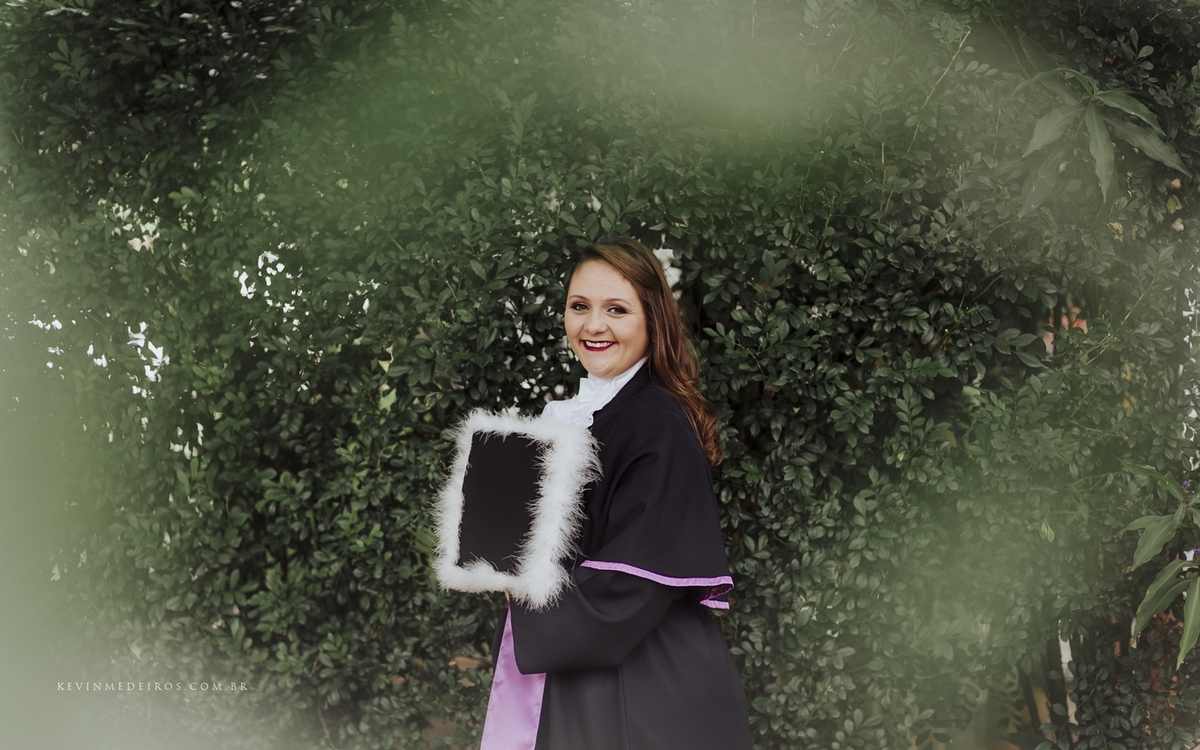 Colação e cerimônia de formatura da Michelle Rossi, formanda em Pedagogia pela Uninter, que ocorreu no salão de Atos da UFGRS, por Kevin Medeiros, fotógrafo de Canoas, Porto Alegre e RS