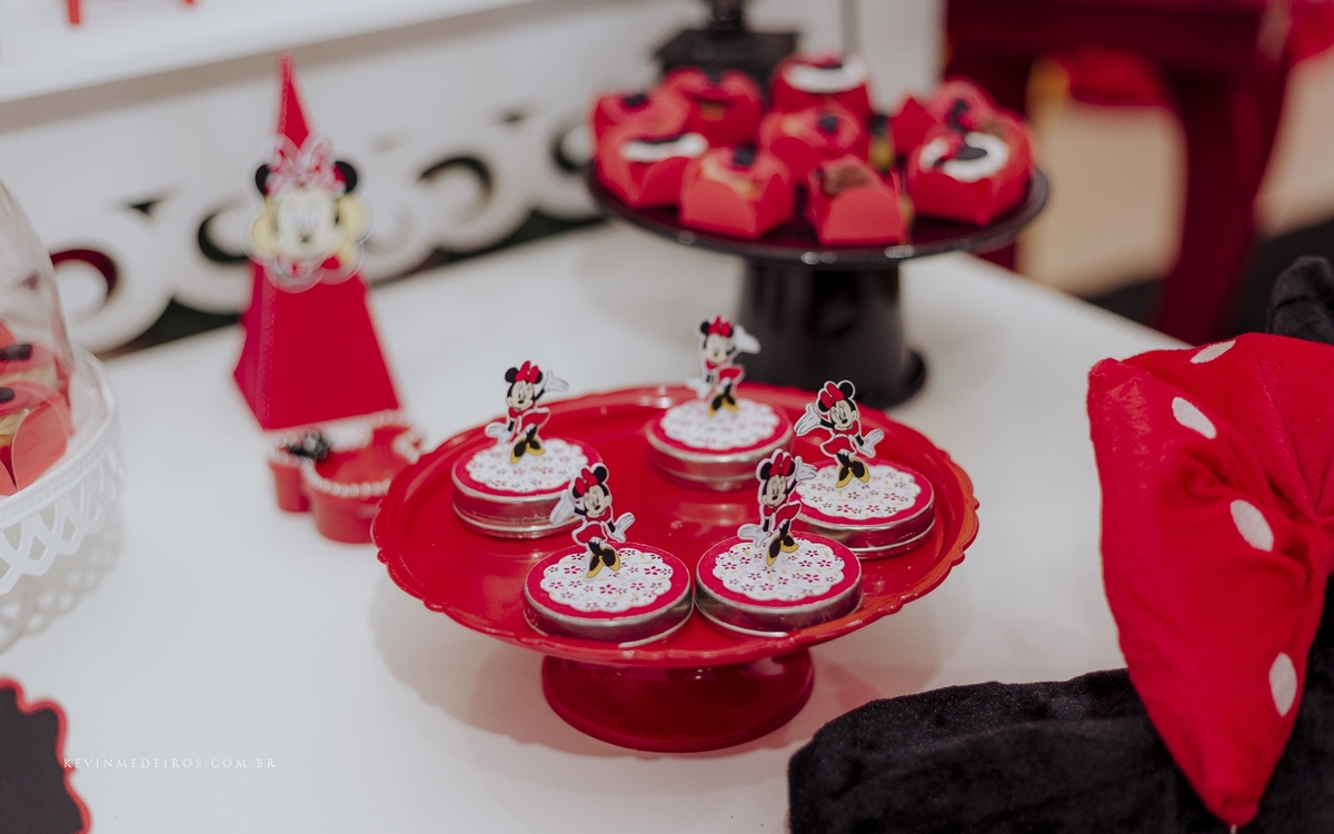 Festa infantil da Mariana 5 anos com o tema da minnie, casa de festas pura folia em Canoas, realizado por kevin medeiros fotógrafo de Porto Alegre rs