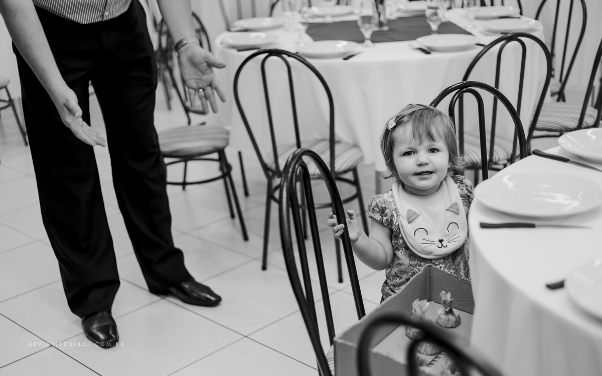 Festa e recepção de formatura da Carol Boemeke realizada no salão arco iris, formanda de Design de interiores por Kevin Medeiros, fotógrafo de Canoas, porto alegre e RS