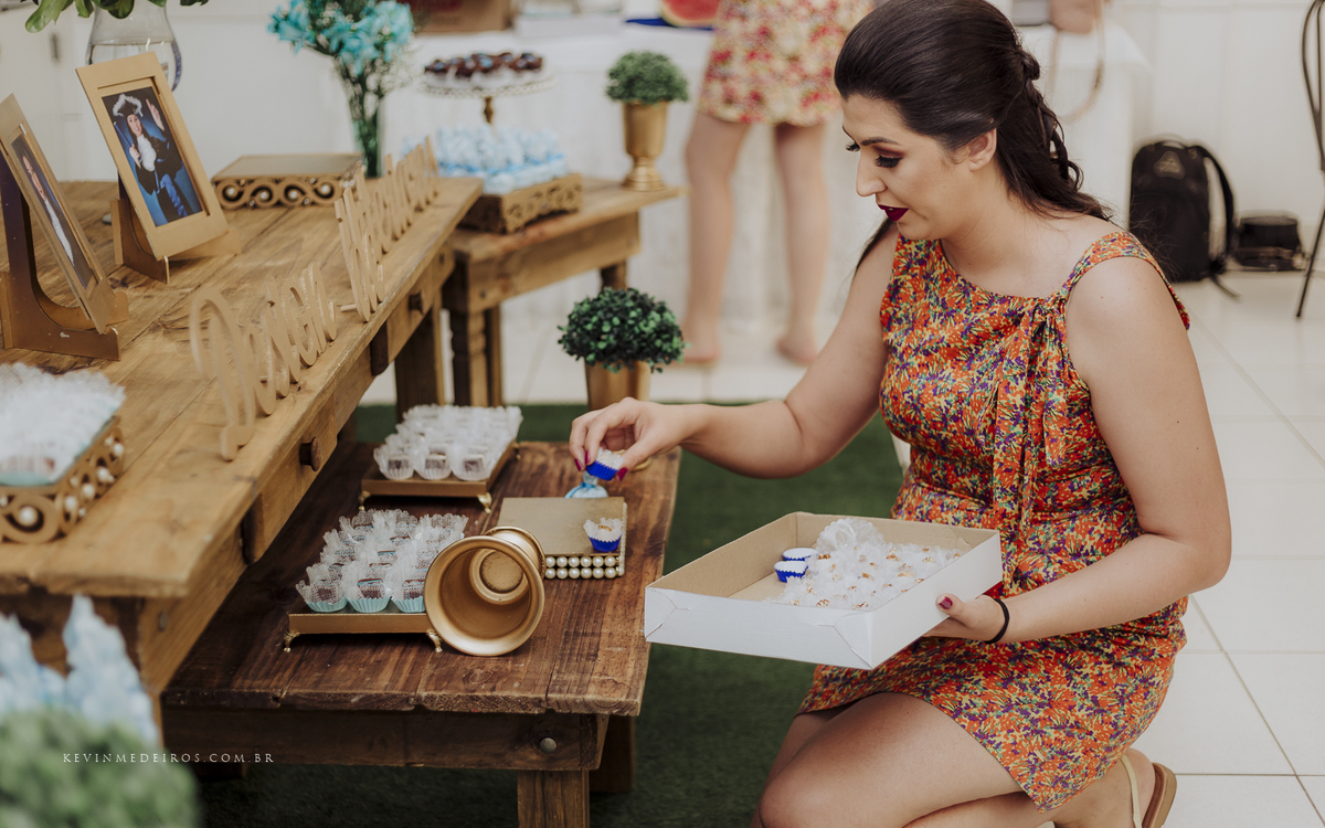 Festa e recepção de formatura da Carol Boemeke realizada no salão arco iris, formanda de Design de interiores por Kevin Medeiros, fotógrafo de Canoas, porto alegre e RS