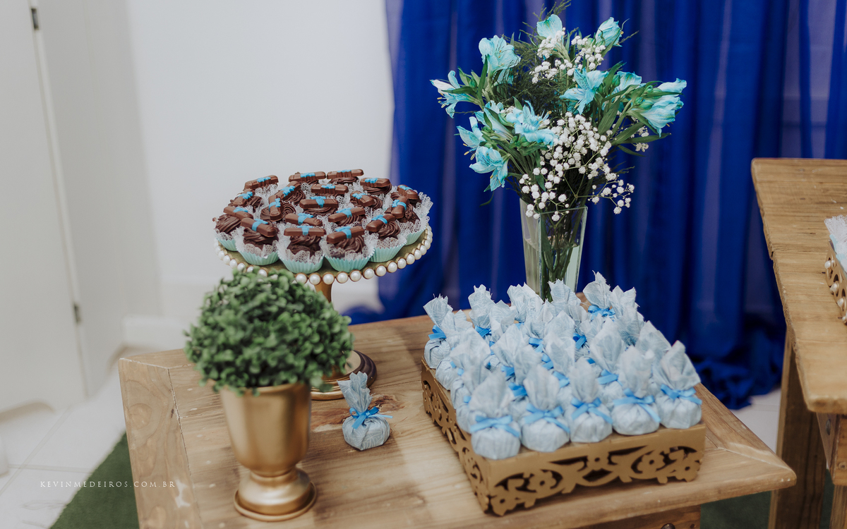 Festa e recepção de formatura da Carol Boemeke realizada no salão arco iris, formanda de Design de interiores por Kevin Medeiros, fotógrafo de Canoas, porto alegre e RS