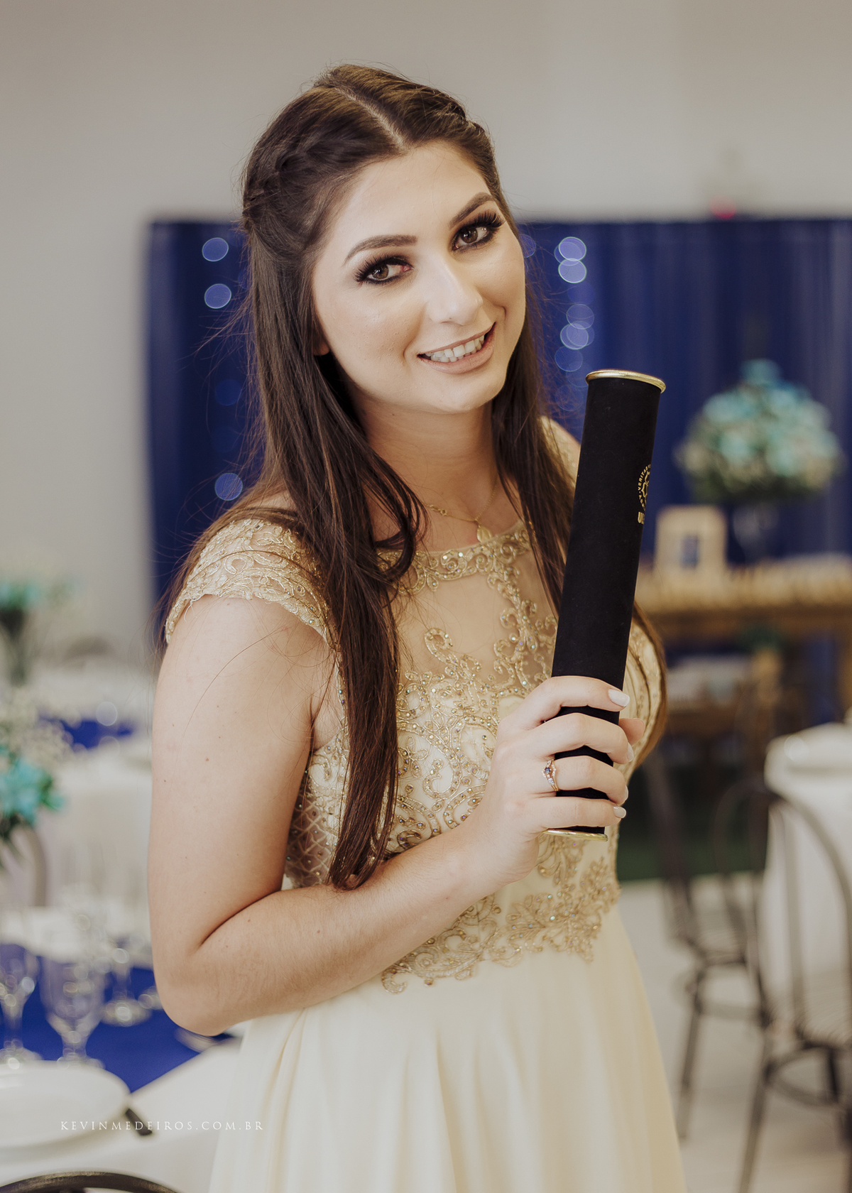 Festa e recepção de formatura da Carol Boemeke realizada no salão arco iris, formanda de Design de interiores por Kevin Medeiros, fotógrafo de Canoas, porto alegre e RS