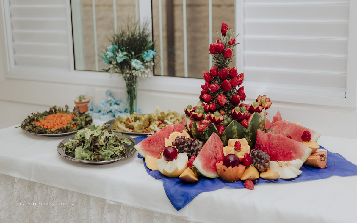 Festa e recepção de formatura da Carol Boemeke realizada no salão arco iris, formanda de Design de interiores por Kevin Medeiros, fotógrafo de Canoas, porto alegre e RS