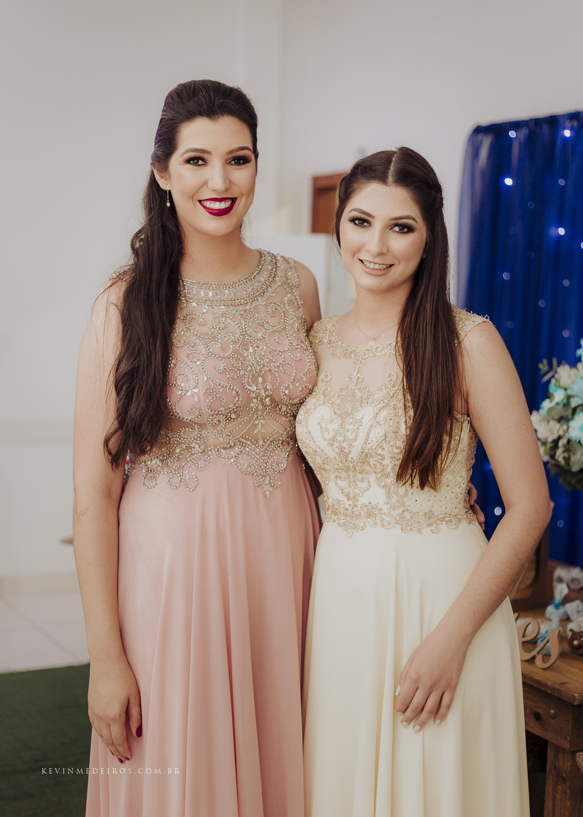 Festa e recepção de formatura da Carol Boemeke realizada no salão arco iris, formanda de Design de interiores por Kevin Medeiros, fotógrafo de Canoas, porto alegre e RS