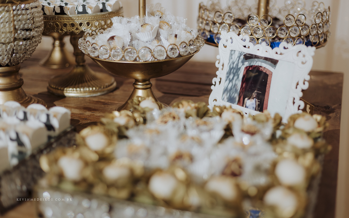 Festa e recepção de formatura da Bianca Ferrão no Maria Horus Buffet, formanda em Relações Públicas pela Unisinos por Kevin Medeiros fotógrafo de Canoas, porto alegre e rs