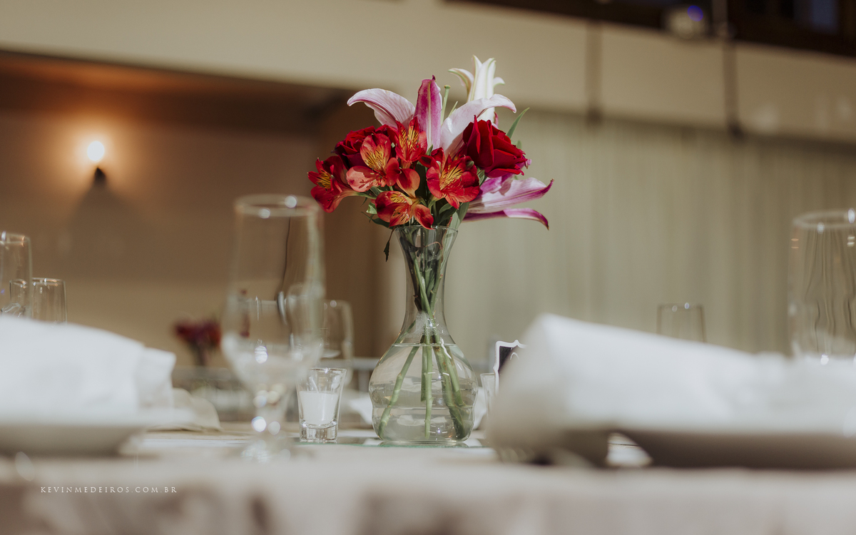 Festa e recepção de formatura da Bianca Ferrão no Maria Horus Buffet, formanda em Relações Públicas pela Unisinos por Kevin Medeiros fotógrafo de Canoas, porto alegre e rs