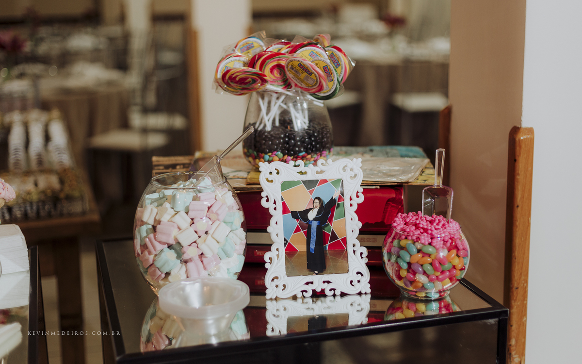 Festa e recepção de formatura da Bianca Ferrão no Maria Horus Buffet, formanda em Relações Públicas pela Unisinos por Kevin Medeiros fotógrafo de Canoas, porto alegre e rs