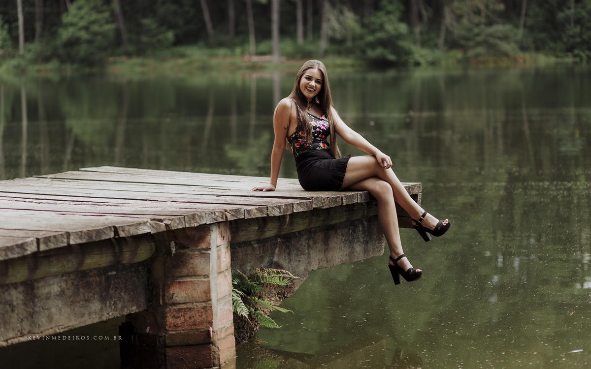 Ensaio feminino externo da Isabela D'Ávila, rainha de candelária, realizado no parque Witeck em novo cabrais por Kevin Medeiros, fotógrafo de candelária, canoas, porto alegre RS