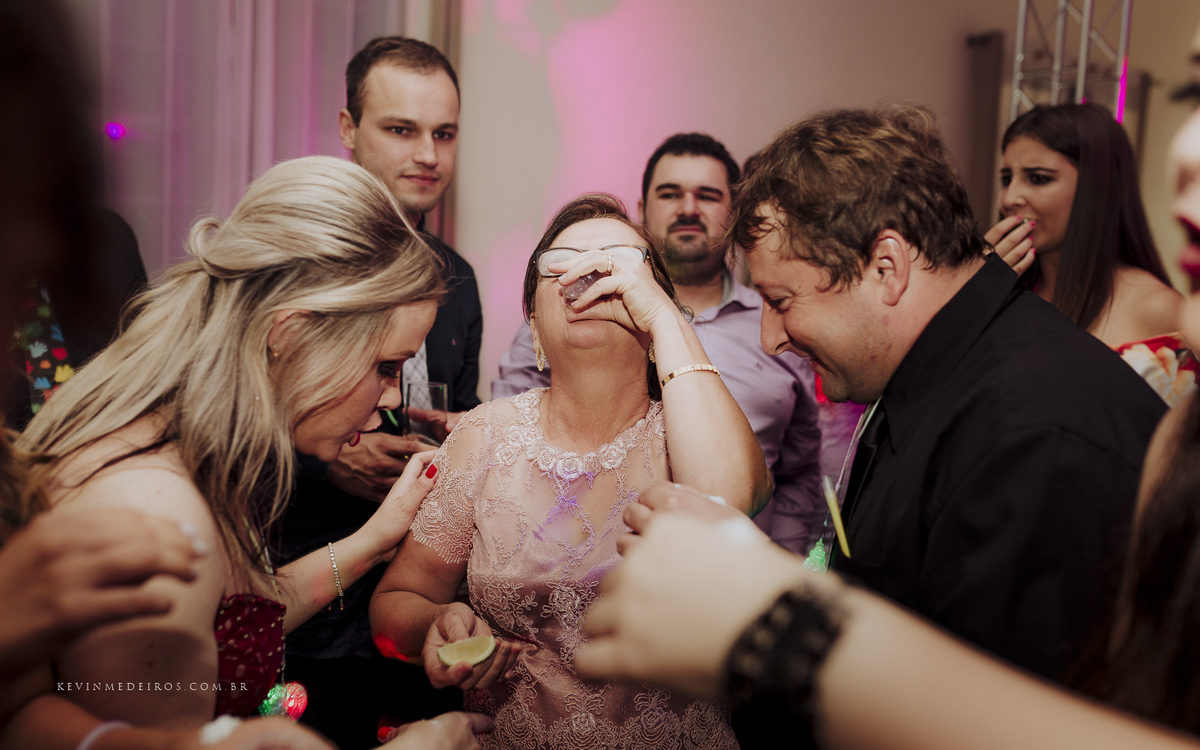 Colação de formatura da Wanuza Esteil realizado na UNISC Salta Cruz Comunidade Sional, Detalhes assessoria e cerimonial por Kevin Medeiros fotógrafo  Candelária, canoas rs