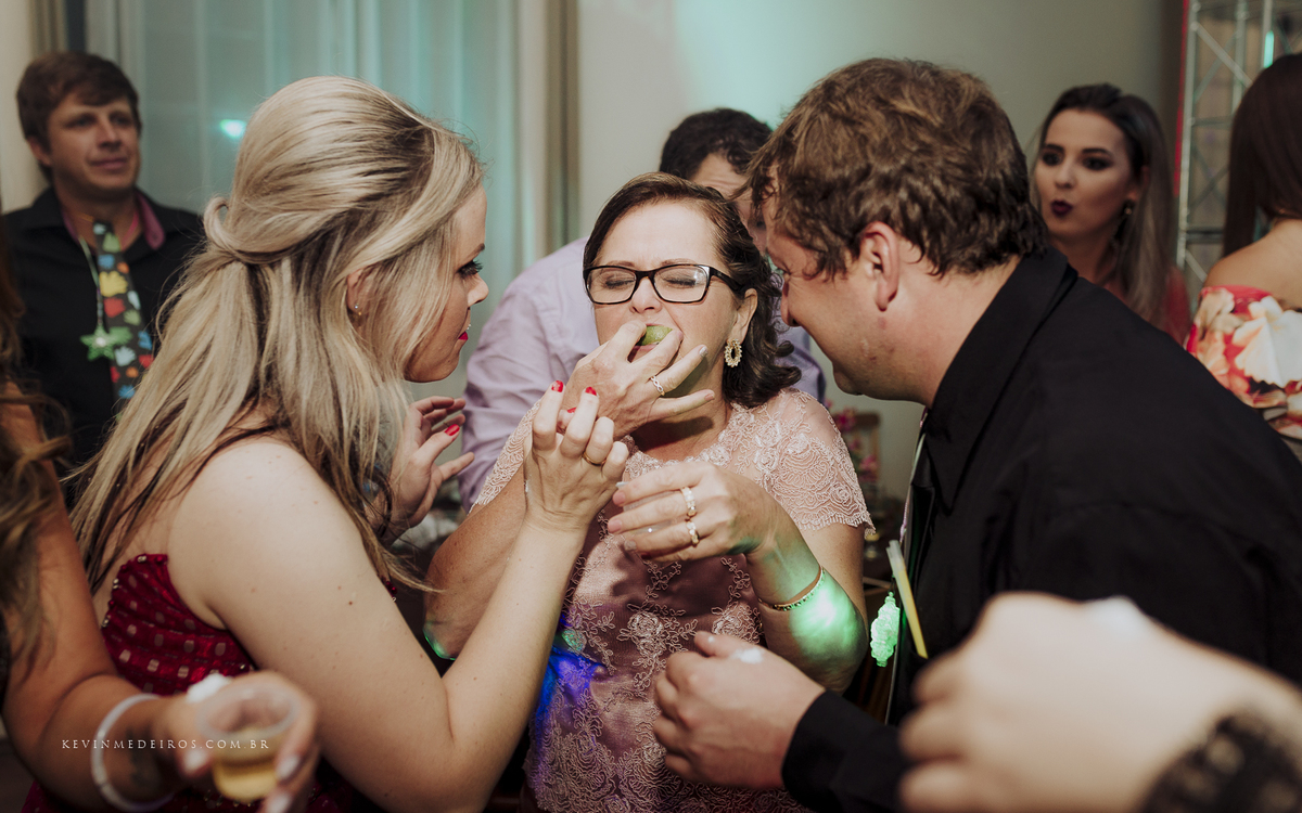 Colação de formatura da Wanuza Esteil realizado na UNISC Salta Cruz Comunidade Sional, Detalhes assessoria e cerimonial por Kevin Medeiros fotógrafo  Candelária, canoas rs