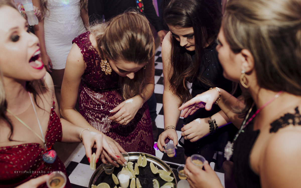 Colação de formatura da Wanuza Esteil realizado na UNISC Salta Cruz Comunidade Sional, Detalhes assessoria e cerimonial por Kevin Medeiros fotógrafo  Candelária, canoas rs