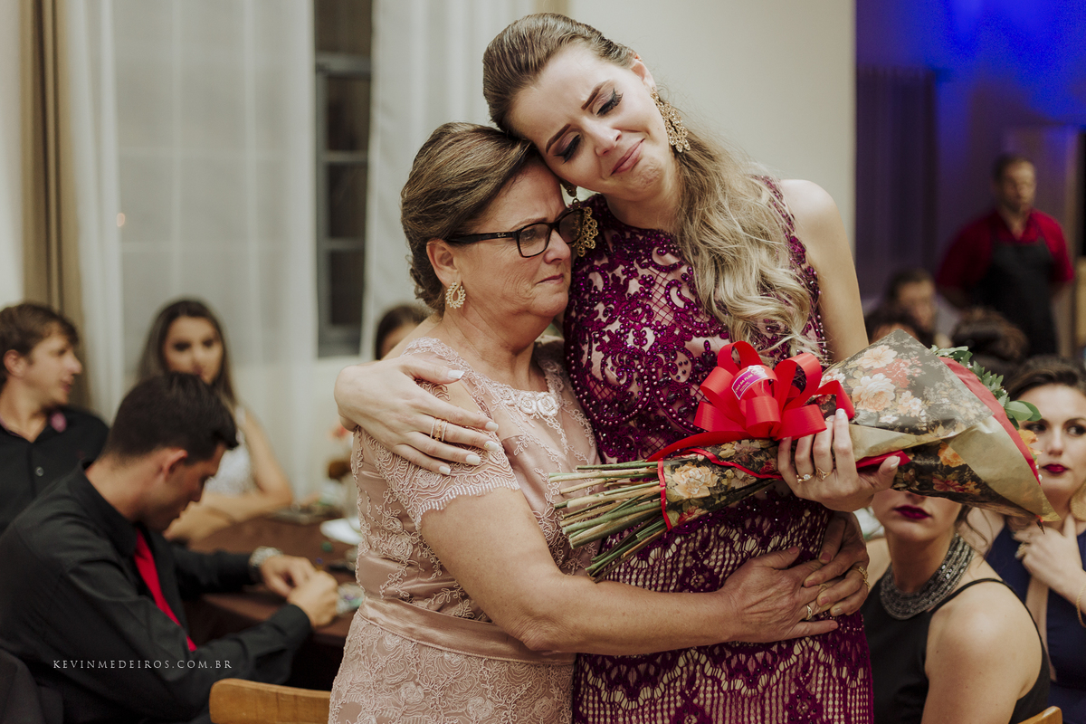 Colação de formatura da Wanuza Esteil realizado na UNISC Salta Cruz Comunidade Sional, Detalhes assessoria e cerimonial por Kevin Medeiros fotógrafo  Candelária, canoas rs
