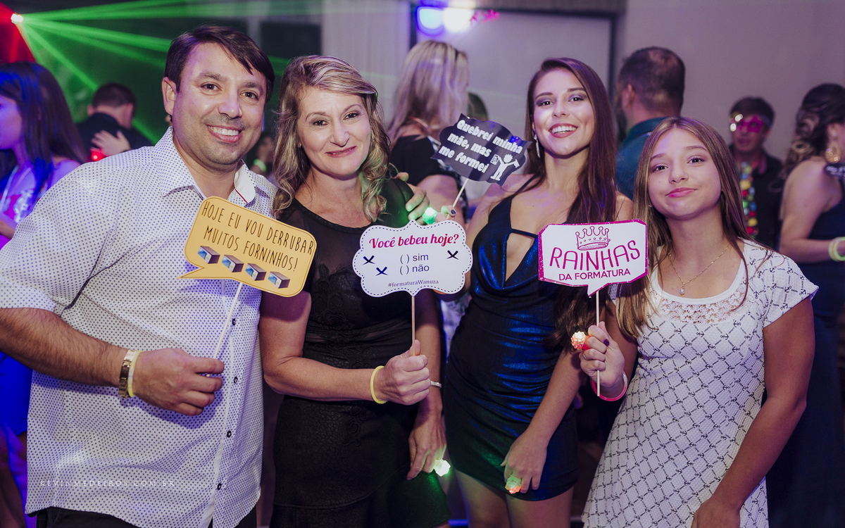 Colação de formatura da Wanuza Esteil realizado na UNISC Salta Cruz Comunidade Sional, Detalhes assessoria e cerimonial por Kevin Medeiros fotógrafo  Candelária, canoas rs