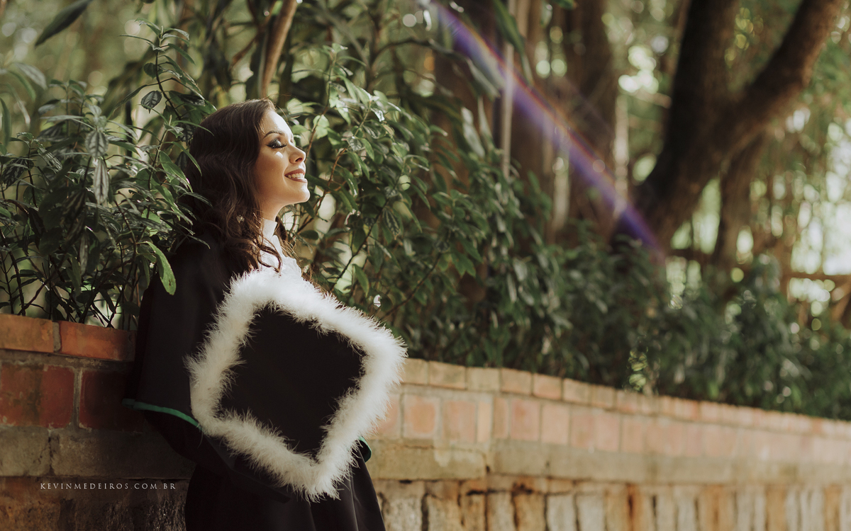 Ensaio colação de formatura Alaiana Alfaro, formanda de psicologia pelo Unilasalle Canoas por Kevin Medeiros fotógrafo de Canoas Porto Alegre e RS