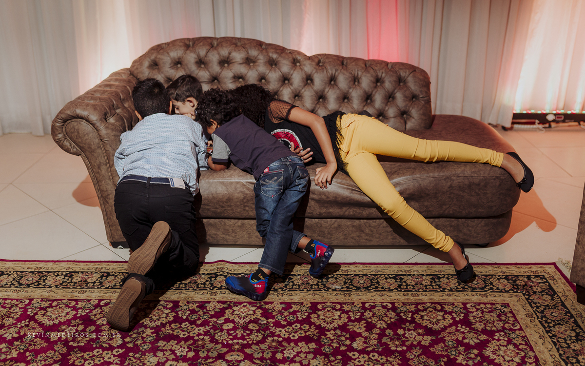 Recepção festa de formatura da Jéssica Oliveira em Engenharia Mecânica UFRGS realizada no Salão de festas Blue Moon por Kevin Medeiros fotógrafo de Canoas, porto alegre e região metropolitana rs