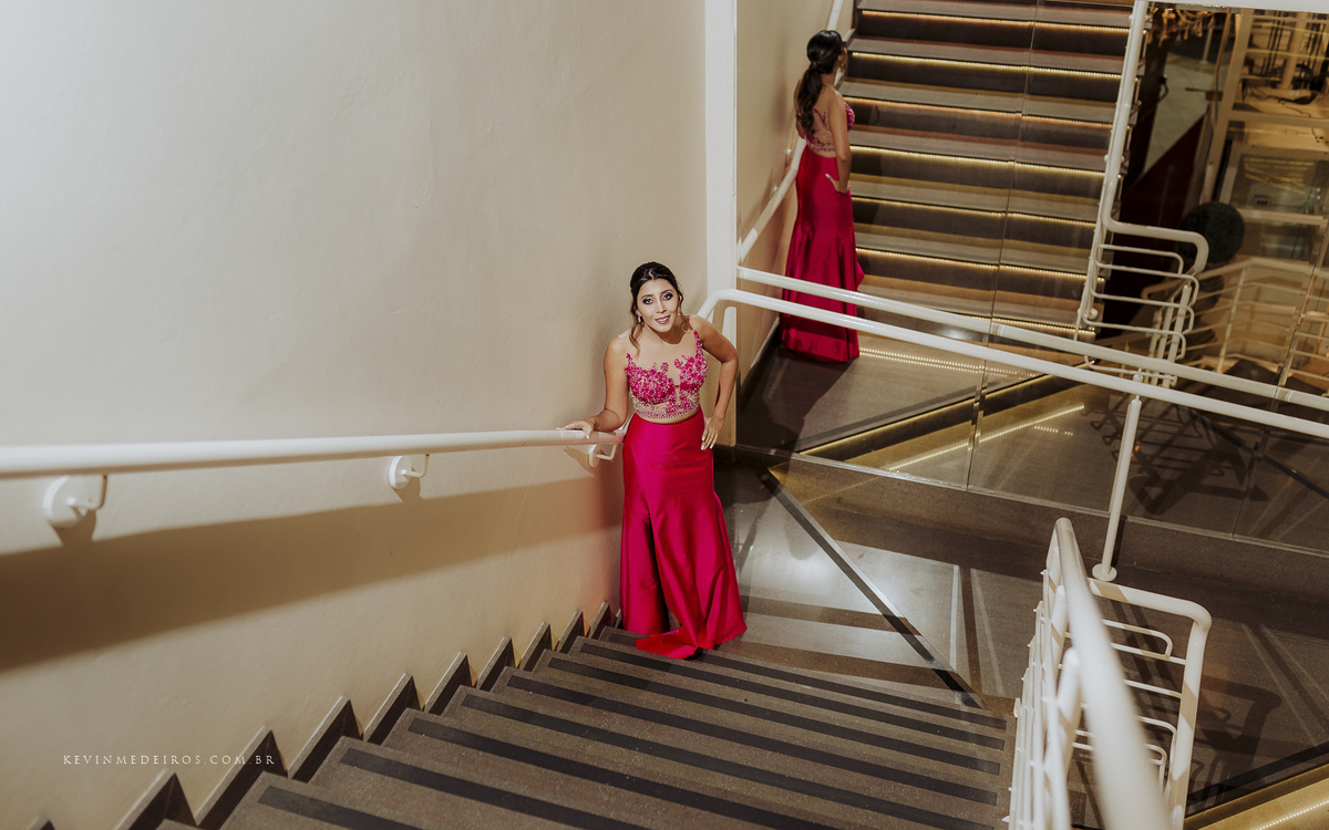 Recepção festa de formatura da Jéssica Oliveira em Engenharia Mecânica UFRGS realizada no Salão de festas Blue Moon por Kevin Medeiros fotógrafo de Canoas, porto alegre e região metropolitana rs