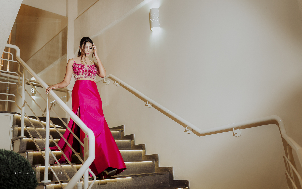 Recepção festa de formatura da Jéssica Oliveira em Engenharia Mecânica UFRGS realizada no Salão de festas Blue Moon por Kevin Medeiros fotógrafo de Canoas, porto alegre e região metropolitana rs