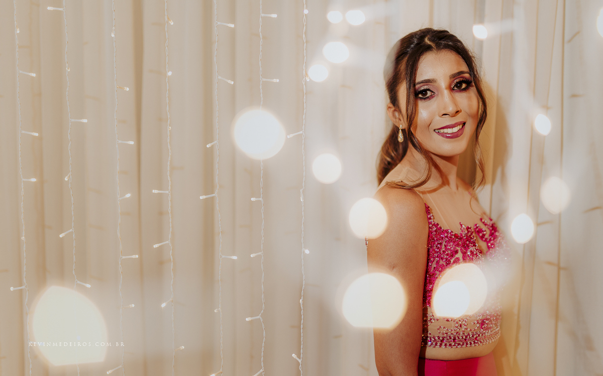 Recepção festa de formatura da Jéssica Oliveira em Engenharia Mecânica UFRGS realizada no Salão de festas Blue Moon por Kevin Medeiros fotógrafo de Canoas, porto alegre e região metropolitana rs