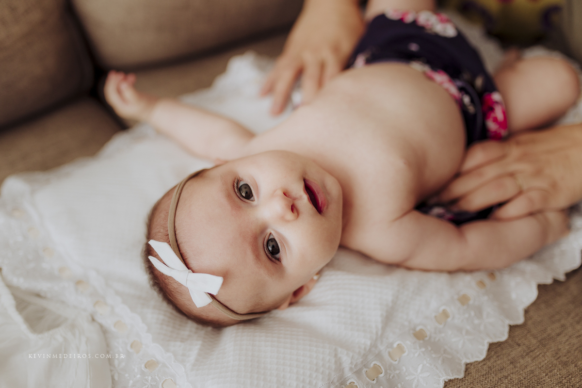 Ensaio book família acompanhamento trimestral da Letícia, Nando e Olívia realizado em Viamão por Kevin Medeiros fotógrafo de Canoas, Porto Alegre e região metropolitana rs