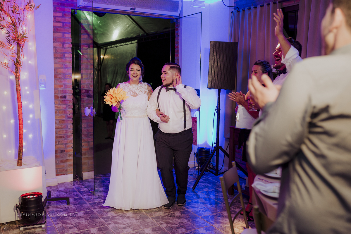 Casamento ao ar livre na figueira campo Bárbara e Gabriel no Paraíso Eventos em Viamão por Kevin Medeiros fotógrafo de Canoas, grande Porto Alegre e RS