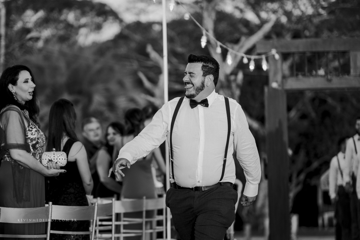 Casamento ao ar livre na figueira campo Bárbara e Gabriel no Paraíso Eventos em Viamão por Kevin Medeiros fotógrafo de Canoas, grande Porto Alegre e RS