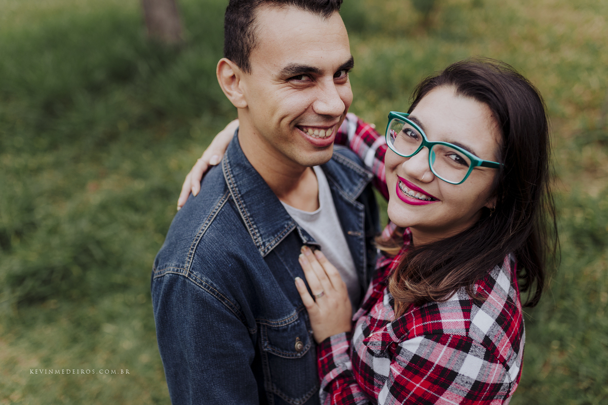 Ensaio casal externo na praça da Ana e Rafa do dia dos namorados 2018 por Kevin Medeiros fotógrafo de Canoas, Porto alegre e rs