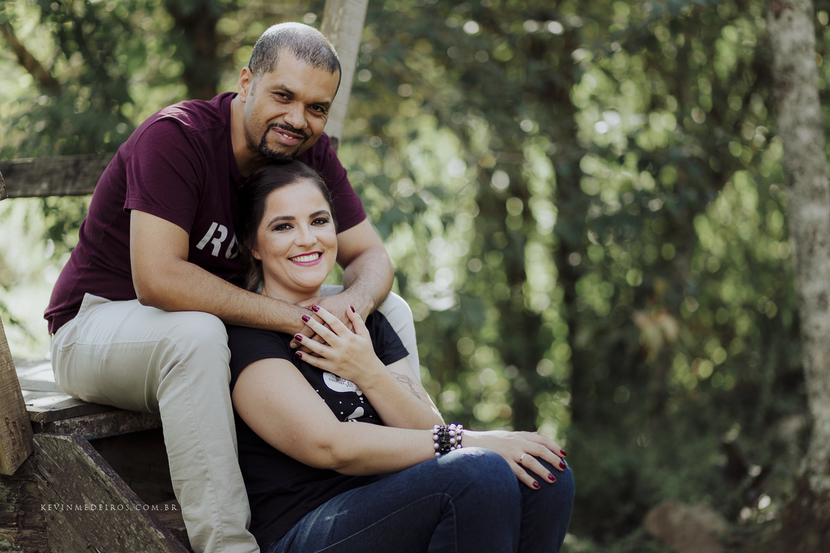 Ensaio book externo pré casamento da Georgia e Rodrigo realizado em picada café gramado serra gaúcha por Kevin Medeiros fotógrafo de Canoas, Porto Alegre e região metropolitana RS