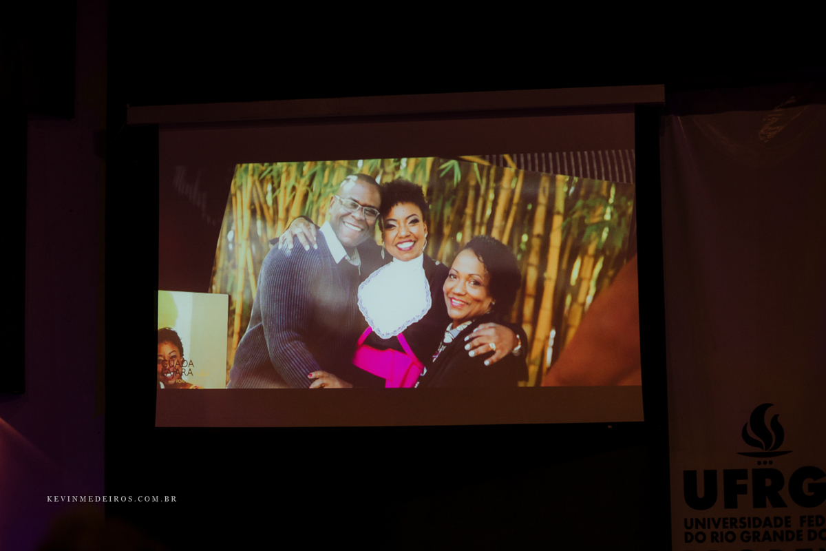 Formatura colação Festa Elaine Sipião em Ciências Contábeis pela UFRGS realizado no centro de eventos fiergs e na casa do marquês por Kevin Medeiros fotógrafo de Canoas, Porto Alegre e RS