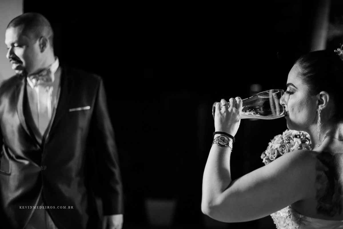 Casamento wedding Georgia e Rodrigo no Waldhof Festas & Eventos, celebrante Luis Schumacher cerimonia das cervejas, por Kevin Medeiros fotógrafo de Canoas, porto alegre e RS