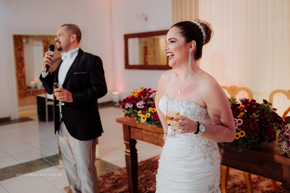 Casamento wedding Georgia e Rodrigo no Waldhof Festas & Eventos, celebrante Luis Schumacher cerimonia das cervejas, por Kevin Medeiros fotógrafo de Canoas, porto alegre e RS