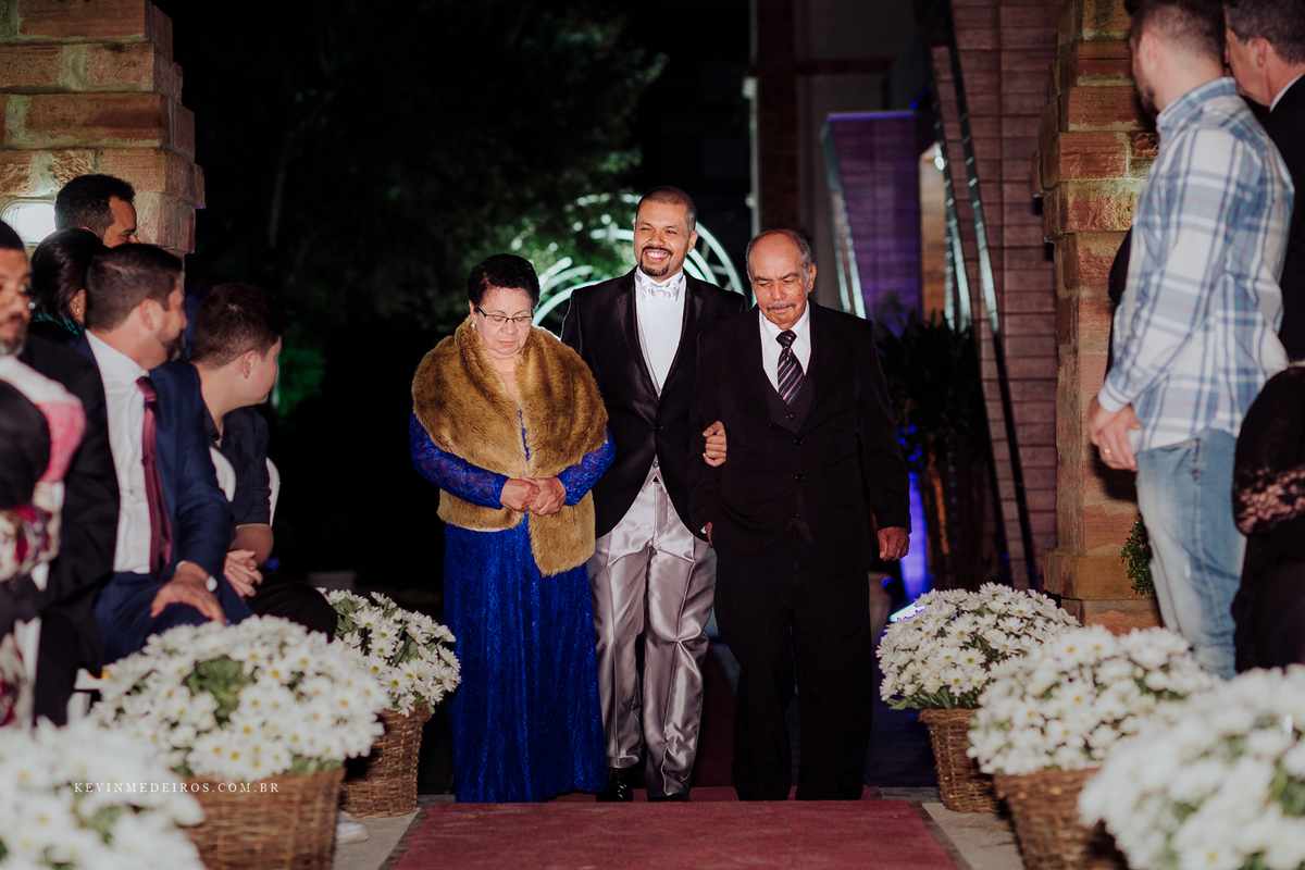 Casamento wedding Georgia e Rodrigo no Waldhof Festas & Eventos, celebrante Luis Schumacher cerimonia das cervejas, por Kevin Medeiros fotógrafo de Canoas, porto alegre e RS