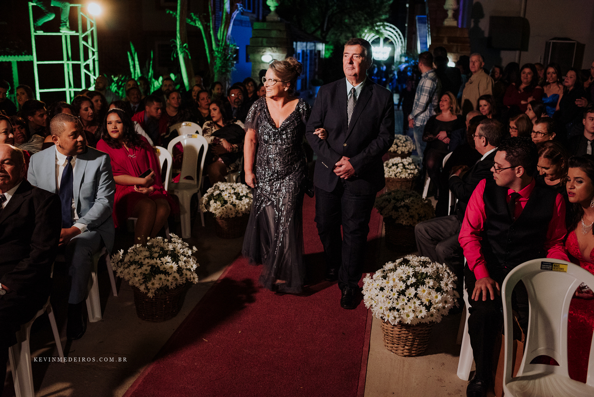 Casamento wedding Georgia e Rodrigo no Waldhof Festas & Eventos, celebrante Luis Schumacher cerimonia das cervejas, por Kevin Medeiros fotógrafo de Canoas, porto alegre e RS