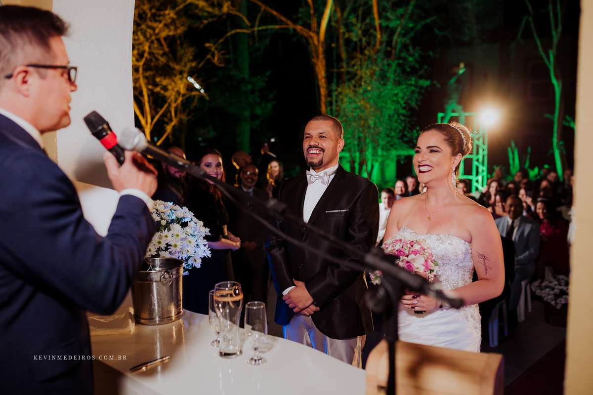 Casamento wedding Georgia e Rodrigo no Waldhof Festas & Eventos, celebrante Luis Schumacher cerimonia das cervejas, por Kevin Medeiros fotógrafo de Canoas, porto alegre e RS