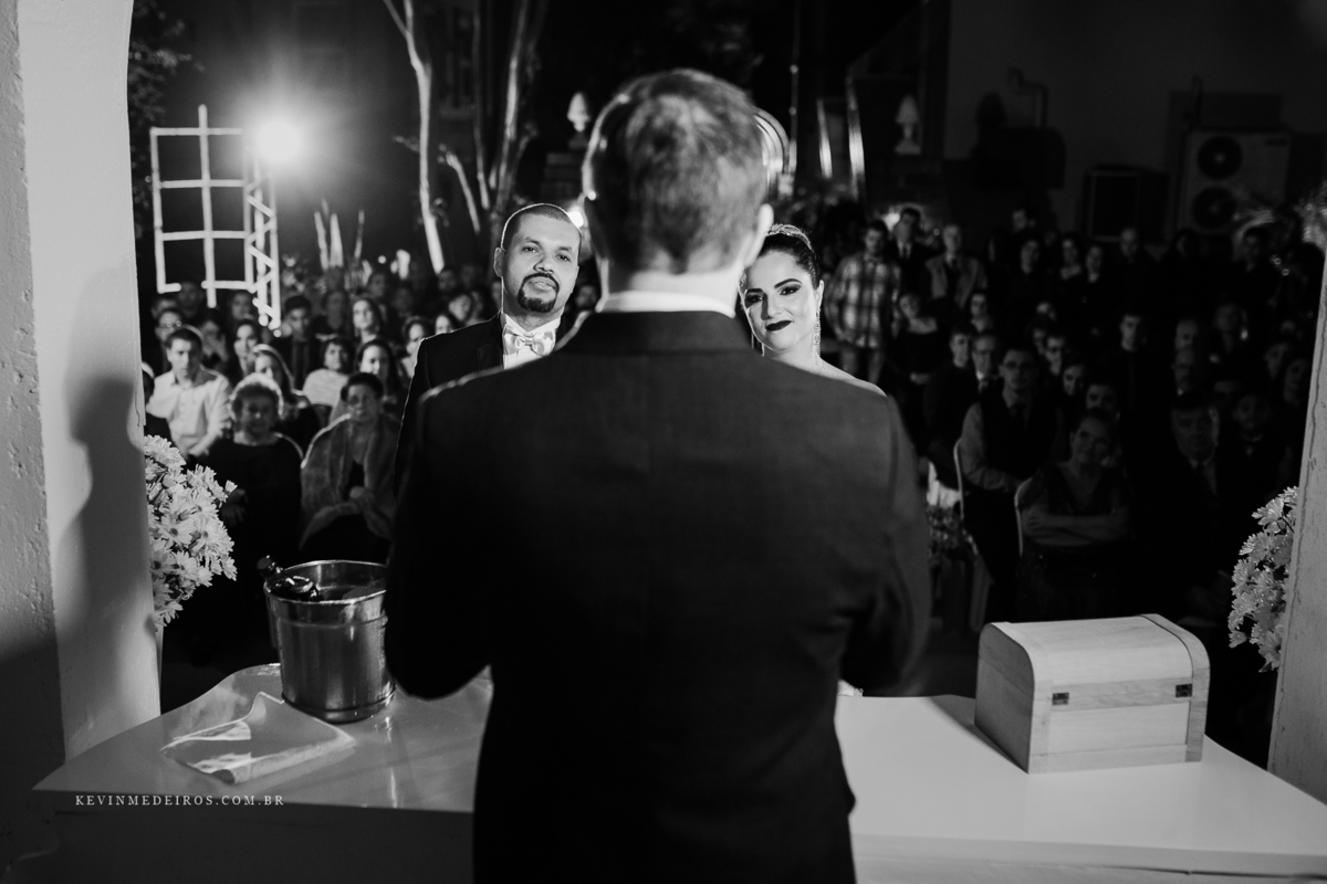 Casamento wedding Georgia e Rodrigo no Waldhof Festas & Eventos, celebrante Luis Schumacher cerimonia das cervejas, por Kevin Medeiros fotógrafo de Canoas, porto alegre e RS